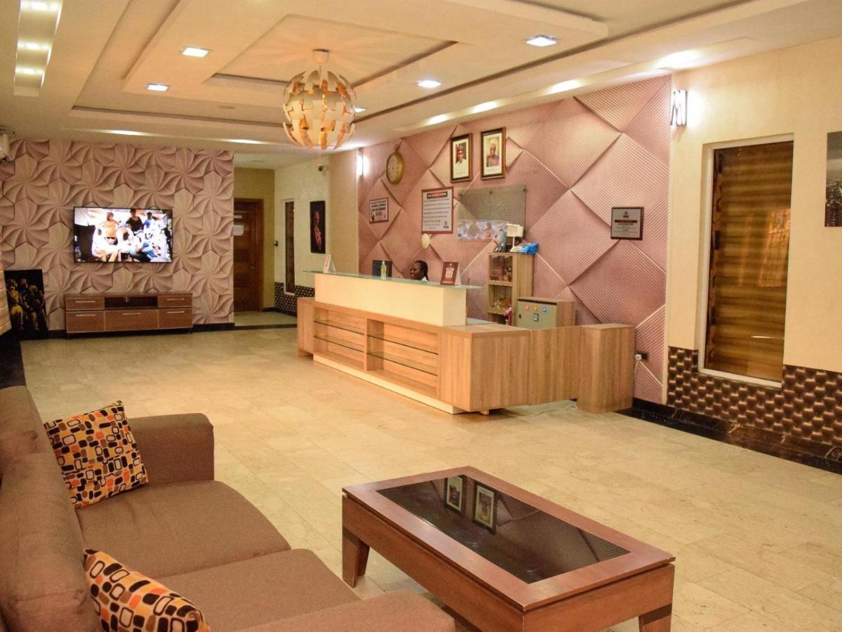 Bana Hotel & Suites Lagos Luaran gambar