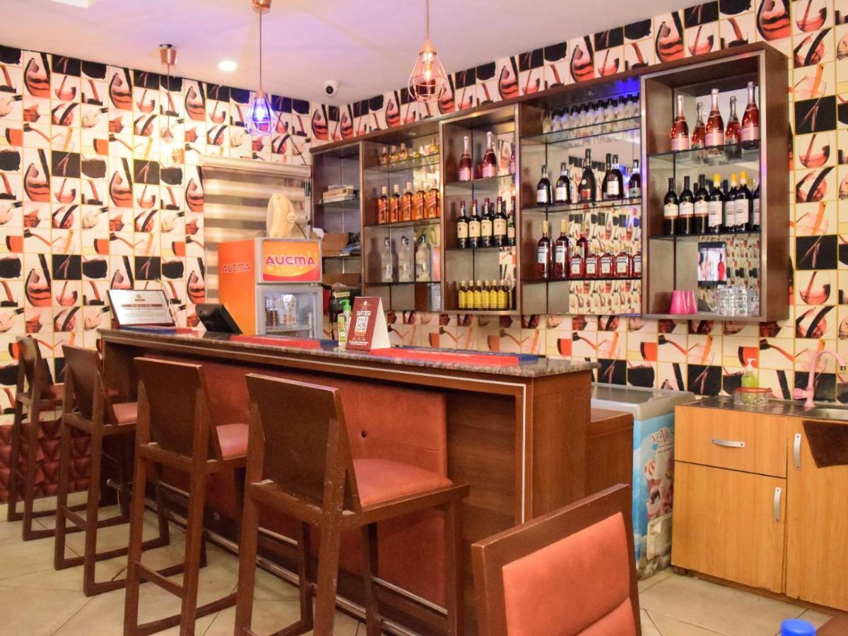 Bana Hotel & Suites Lagos Luaran gambar