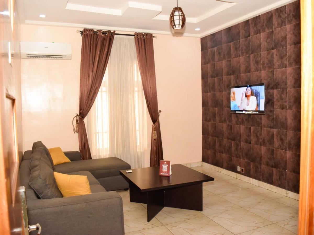 Bana Hotel & Suites Lagos Luaran gambar