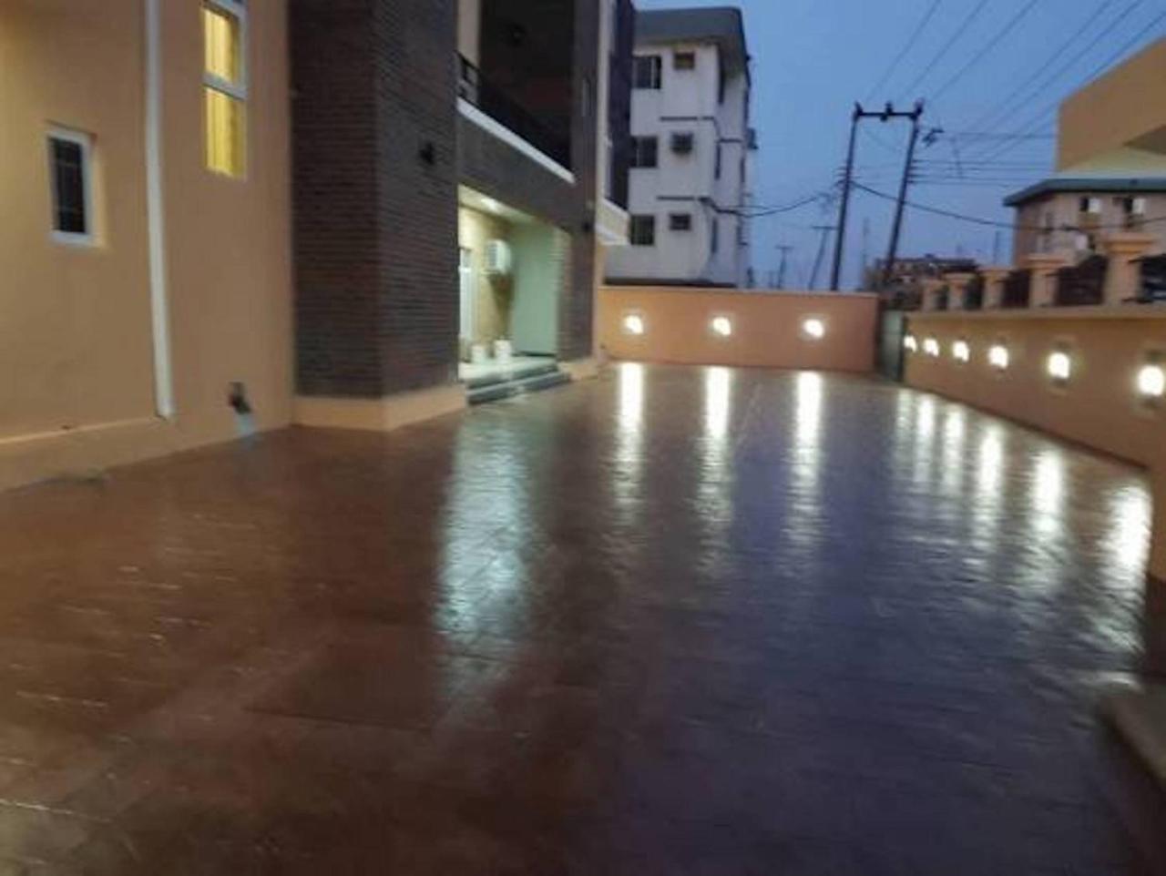 Bana Hotel & Suites Lagos Luaran gambar