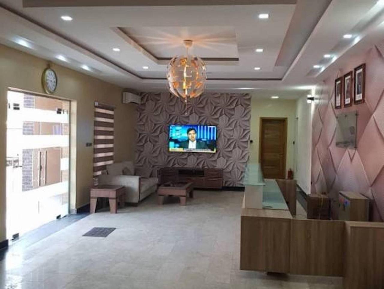 Bana Hotel & Suites Lagos Luaran gambar