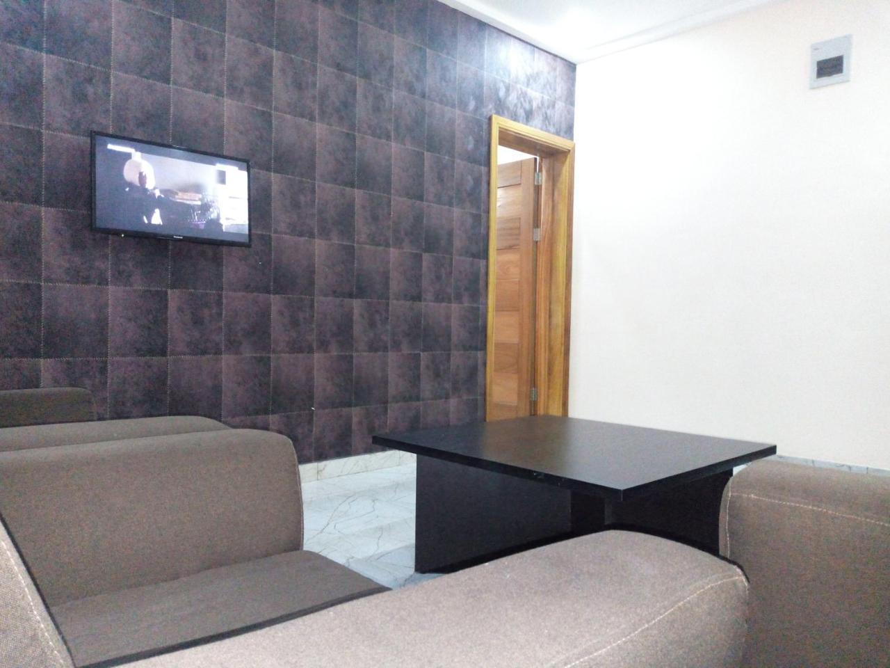 Bana Hotel & Suites Lagos Luaran gambar