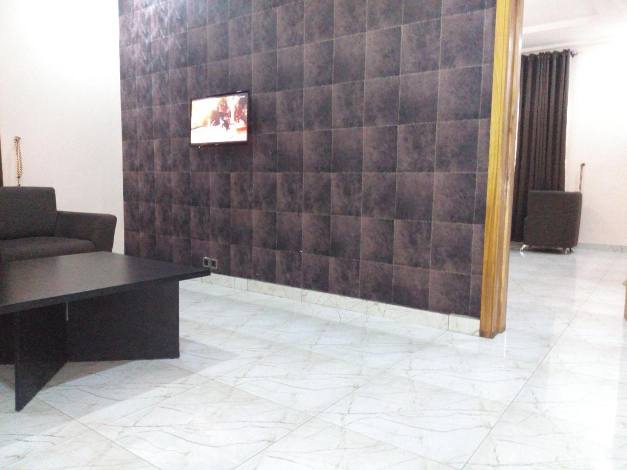Bana Hotel & Suites Lagos Luaran gambar